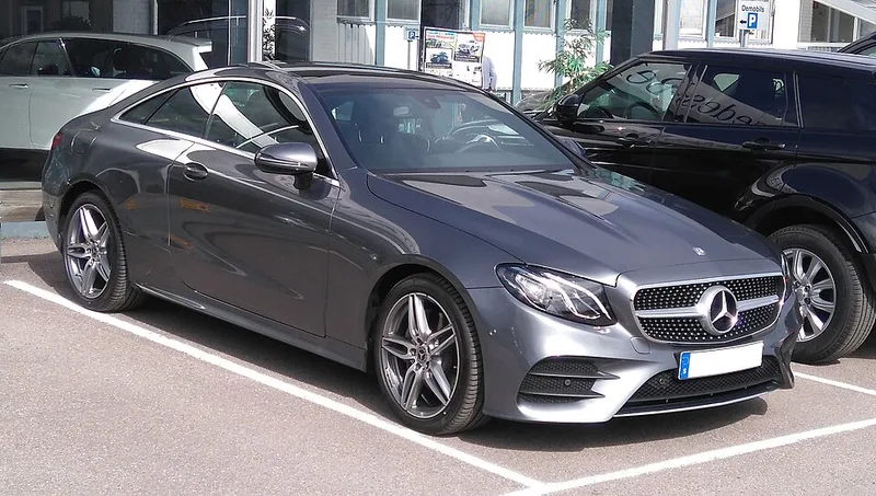 Photo de la MERCEDES CLASSE E II