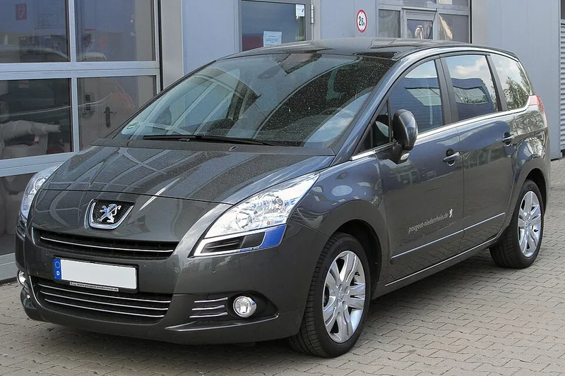 Photo de la PEUGEOT 5008 I