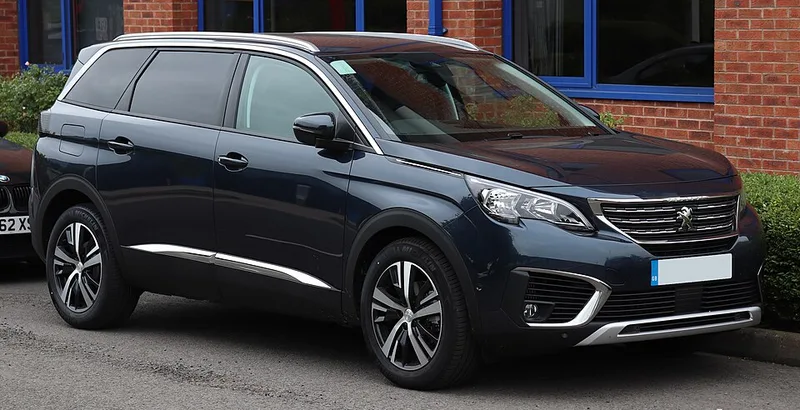 Photo de la PEUGEOT 5008 II