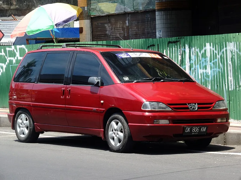 Photo de la PEUGEOT 806